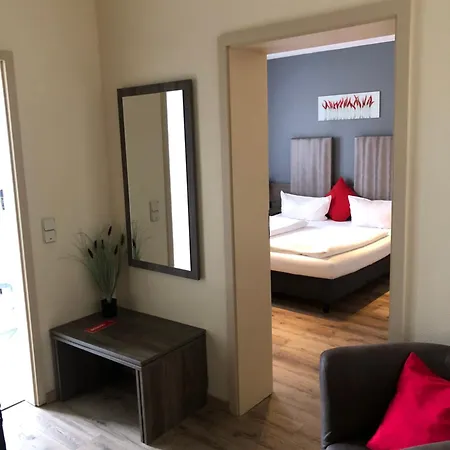 Rahserhof 2* ויארסן