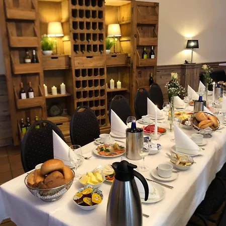 Rahserhof 2* ויארסן